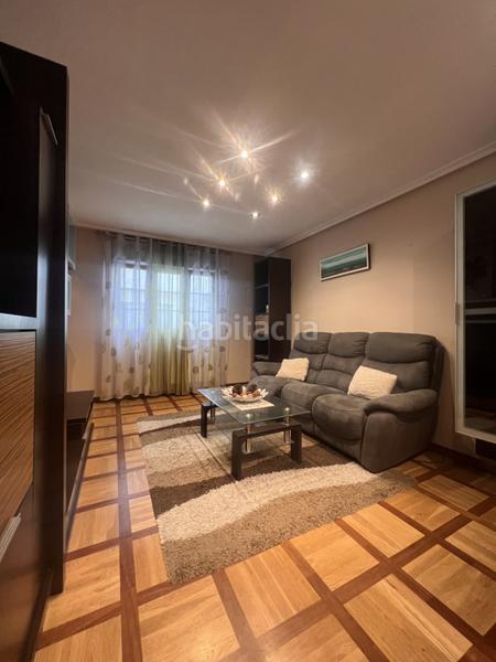 Foto d51670d8-1369-4b05-b6ff-6581cd5d0551. Flat with heating in El Natahoyo Gijón