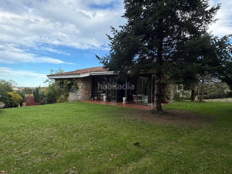 Foto 165df426-dcfc-4625-87f0-3b7175304147. Casa con riscaldamento parcheggio in Bernueces Gijón