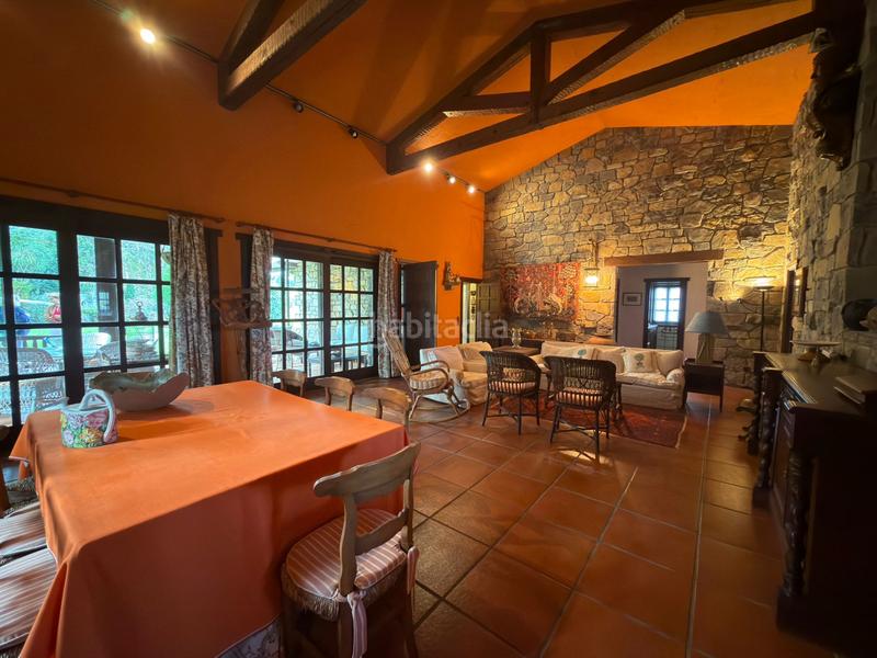 Foto 2698e85f-cc20-4a03-9a60-3a6295a6c9ce. Casa con riscaldamento parcheggio in Bernueces Gijón