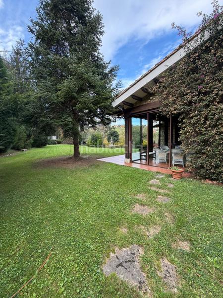 Foto 358fe25c-dc66-43a4-ae41-479a9e4fd79d. Casa con riscaldamento parcheggio in Bernueces Gijón