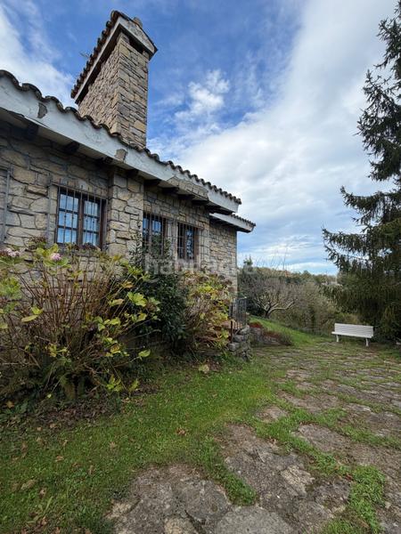 Foto 41d1db4a-4a23-4858-9af8-c6438987badf. Casa con riscaldamento parcheggio in Bernueces Gijón