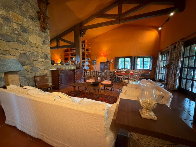 Foto 649660ed-16ee-48ee-bde1-a2d7ca47bad2. Casa con riscaldamento parcheggio in Bernueces Gijón