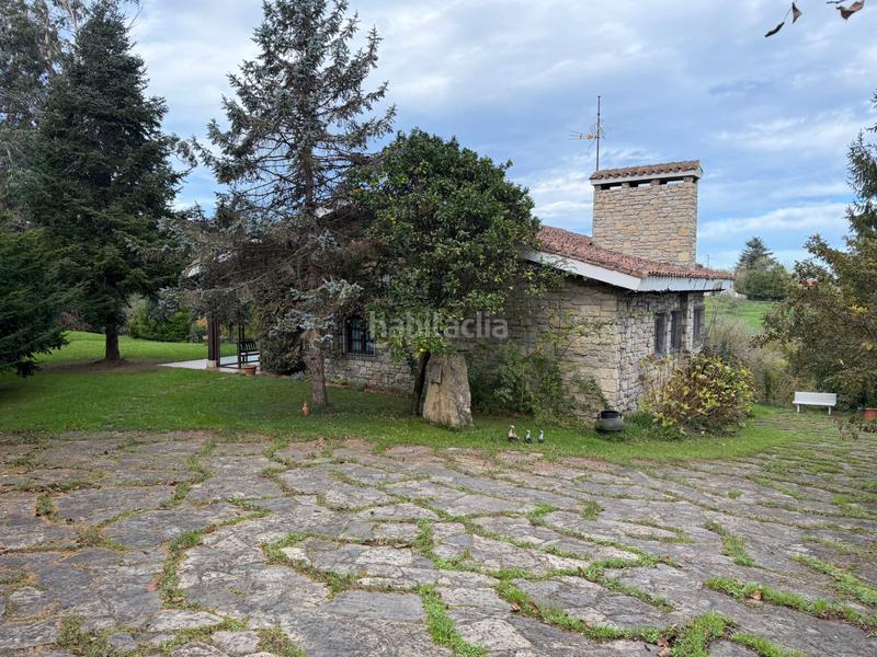 Foto d38d30ad-5e19-416e-a8a4-7e8c6a2efc0a. Casa con riscaldamento parcheggio in Bernueces Gijón