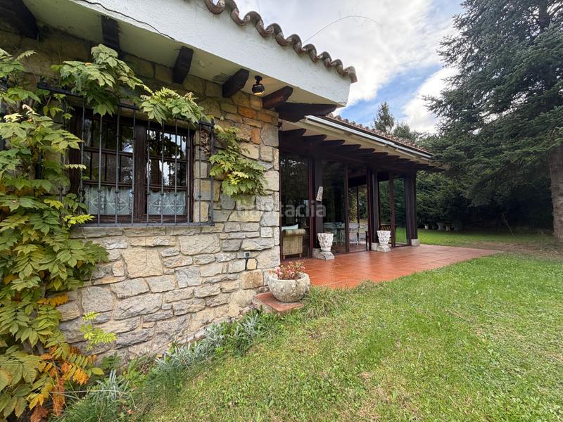 Foto d986109d-0cfb-4a96-8560-a389c1b0bb66. Casa con riscaldamento parcheggio in Bernueces Gijón