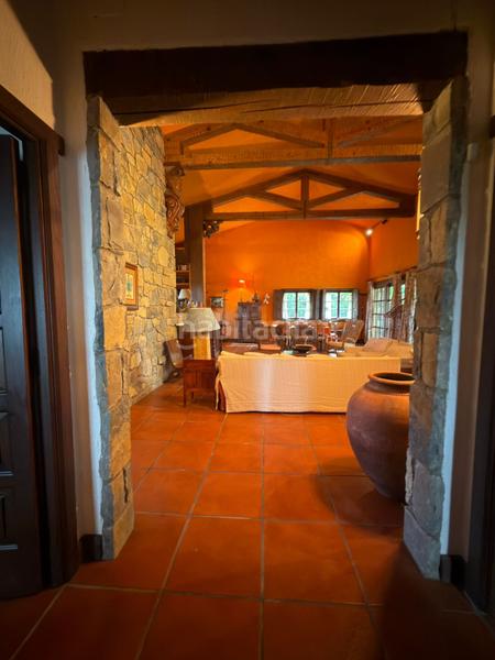 Foto f9a55561-d0ac-4963-bdec-b627dcb85243. Casa con riscaldamento parcheggio in Bernueces Gijón