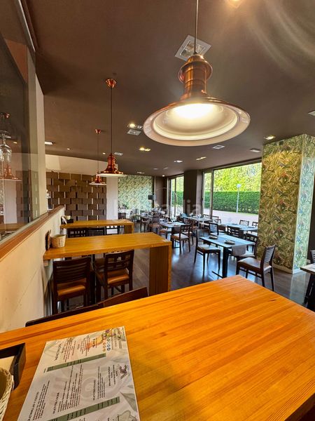 Foto 11bcef0e-c7d5-45c1-8f26-82580faaef06. Local comercial a Viesques Gijón