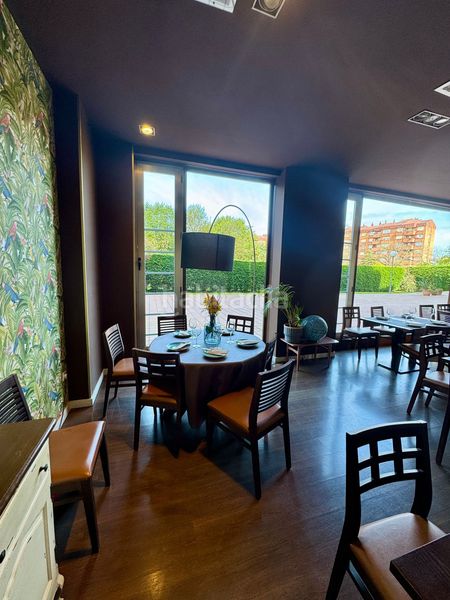 Foto bf605cab-b4fd-4fcc-a17a-d4aeea7c7b7a. Local comercial a Viesques Gijón