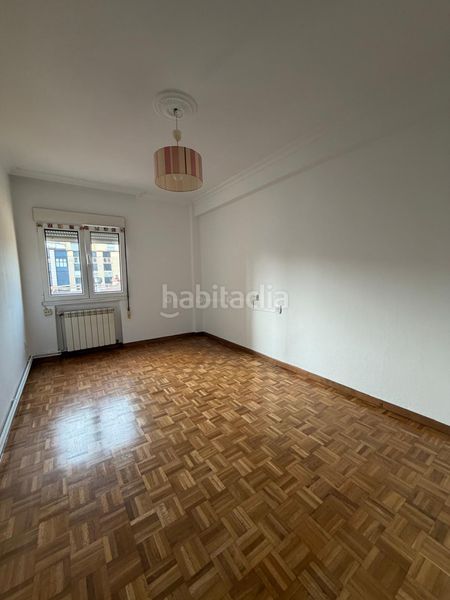 Foto 1dd8e57e-b956-4b73-b6b7-e40fa601df87. Piso  lado begoña en Centro Gijón