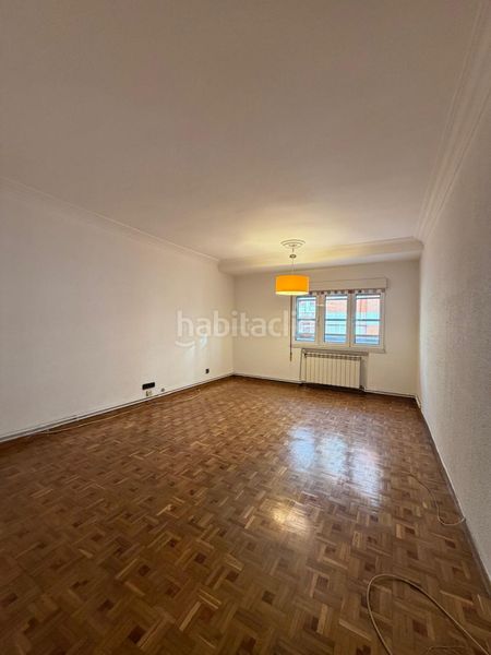 Foto a58bdc58-a4ce-4c1f-8ea6-38c88793b584. Piso  lado begoña en Centro Gijón