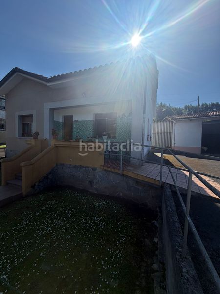 Foto 219b8ccd-7585-48cf-b454-0e4376ffdc34. Casa amb calefacció aparcament a Vega Gijón