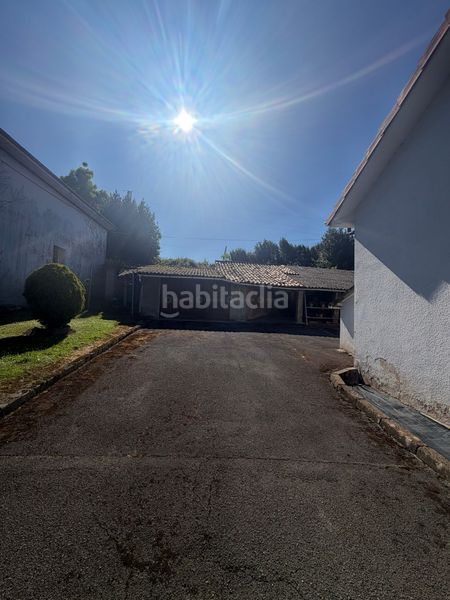 Foto 4a90909f-8c23-4e30-a36c-12247743a68c. Casa amb calefacció aparcament a Vega Gijón