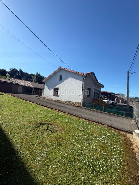 Foto 7fa95280-157d-4e47-82a0-04dcb917b67b. Casa amb calefacció aparcament a Vega Gijón