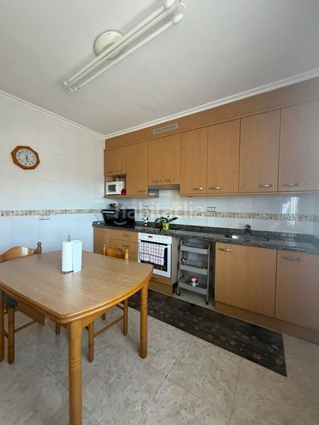 Foto f31c590b-930d-4470-8043-0e70bf509cd6. Casa amb calefacció aparcament a Vega Gijón