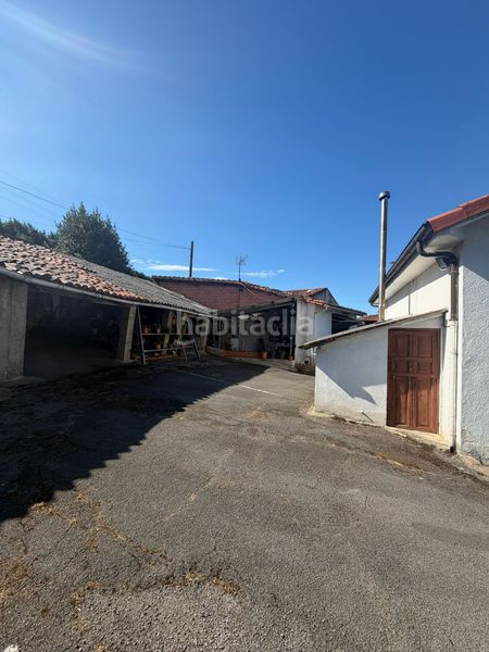 Foto fdd1d385-d982-41a6-8da9-764f81e85373. Casa amb calefacció aparcament a Vega Gijón