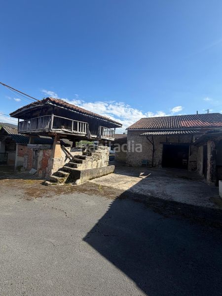 Foto 0a2bf5c8-0930-4529-803c-91e4c5cc9d61. Casa a Baldornon Gijón