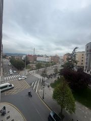 Miete Etagenwohnung  Gijón - avenida castilla. Alquiler frente al parque de cochera