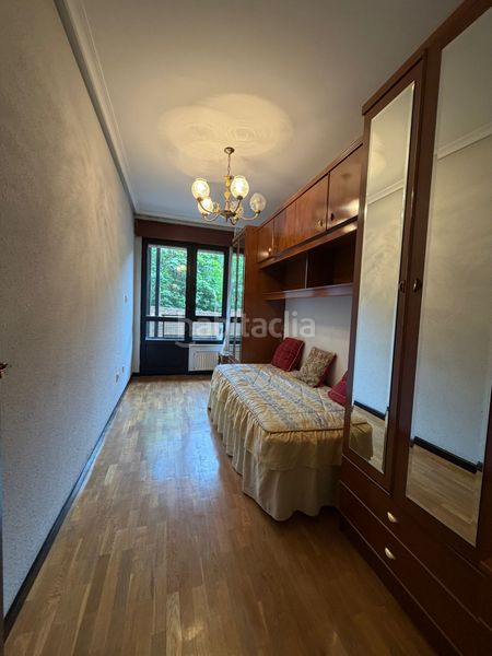 Foto a6175ea7-93b8-48b1-b3b7-eeeb2154064e. Pis amb calefacció a Fozaneldi - Tenderina Oviedo