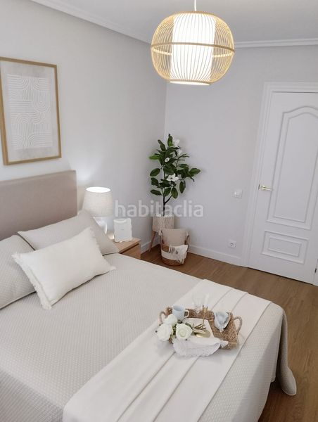 Foto e6e70d89-97d1-4612-a859-9661b8eba21d. Rent flat with heating in Centro Gijón