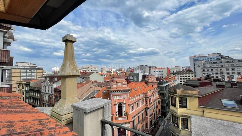 Foto c7101a0d-23f5-4994-9894-819c76e68ca3. Lloguer àtic amb calefacció a Centro Gijón