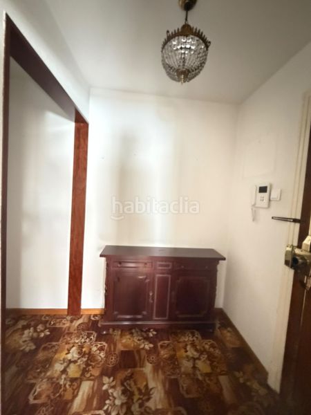 Foto a5dd2df3-1cb5-4b9f-b130-3eadac65216e. Flat with heating in Centro Gijón