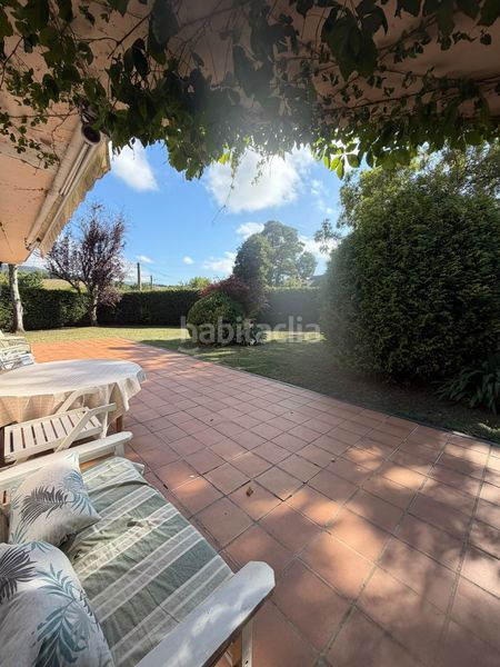 Foto b9b93d71-ae50-4ff4-b22e-6d56a53441cb. Affitto casa con riscaldamento parcheggio in Bernueces Gijón