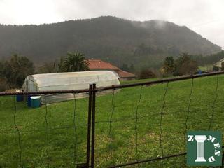 Terreny residencial en Ereo. Parcela edificable cerca de la playa