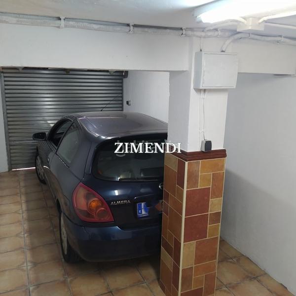 Foto 4a068887-e630-4990-9280-17fc1c1c10ed. Parking coche garaje en venta en Galdakao