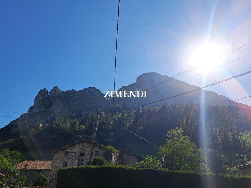 Foto 28cf9d0e-2050-41f9-866a-608e49960fec. Masia a Abadiño