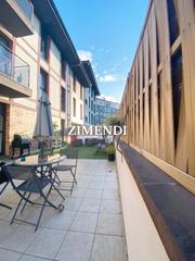 Pis a Abadiño. Acogedor bajo con amplia terraza en zelaieta