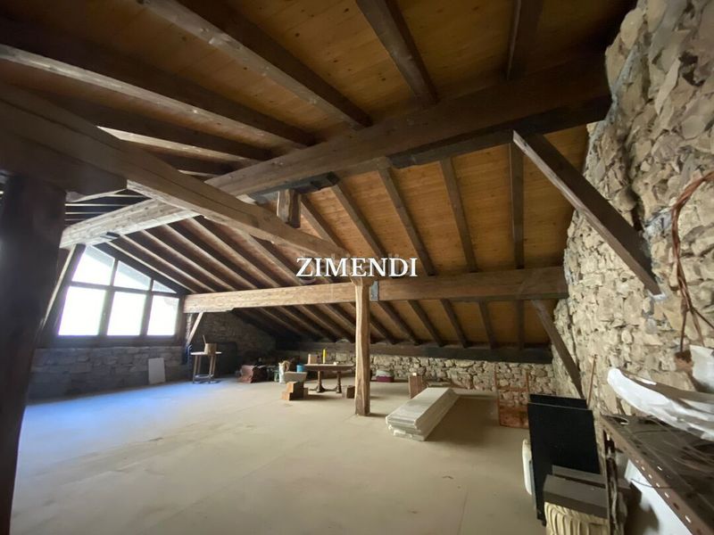 Foto d629684f-4866-4000-9e79-96fb6762561e. Masia a Mallabia