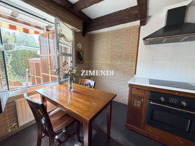 Foto 2c827c5b-2090-4d11-84f4-b94891901504. Casa adossada amb calefacció aparcament a Durango