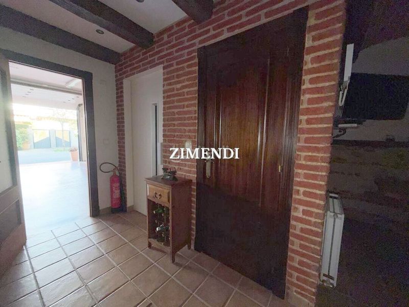 Foto 5080c3da-db12-4c48-b6a3-2d51e9092f67. Casa adossada amb calefacció aparcament a Durango