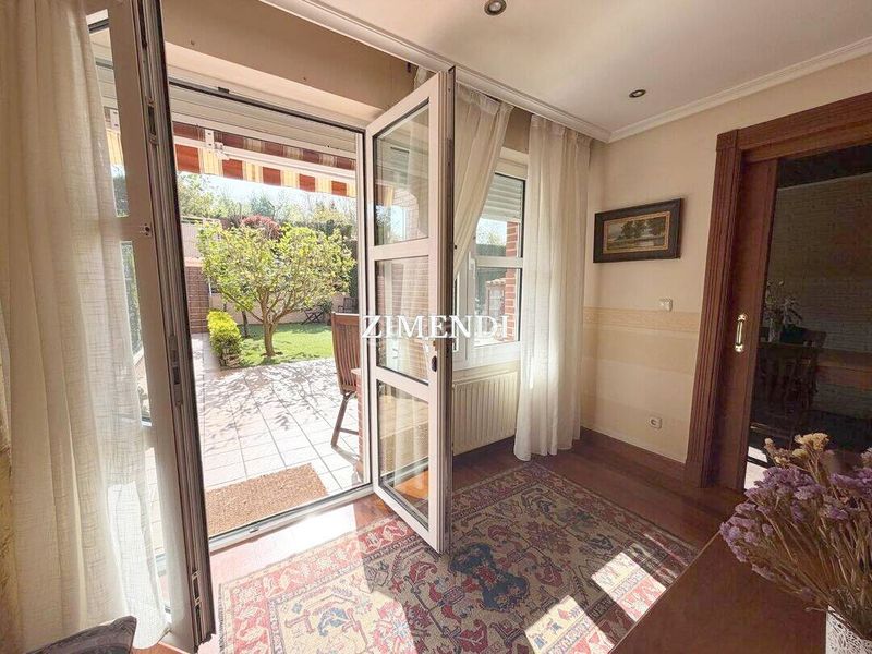 Foto 56fd7145-f4f9-4f03-97bb-8eb35cab2133. Casa adossada amb calefacció aparcament a Durango