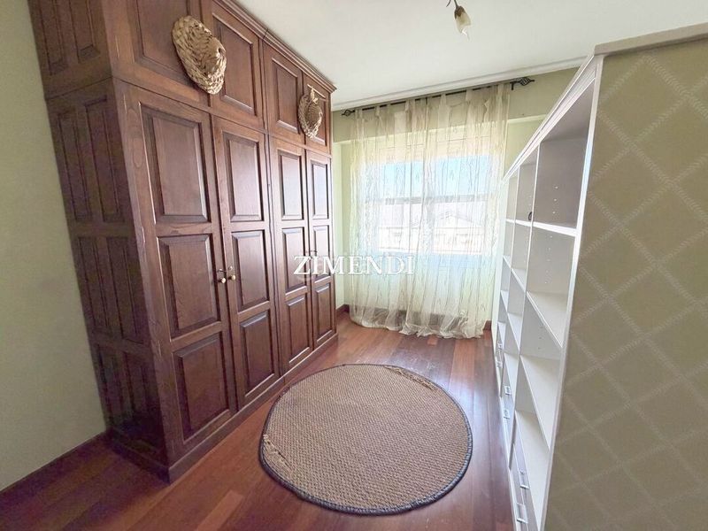 Foto 5c0a2046-0502-4ba0-962a-8237a6fa5078. Casa adossada amb calefacció aparcament a Durango