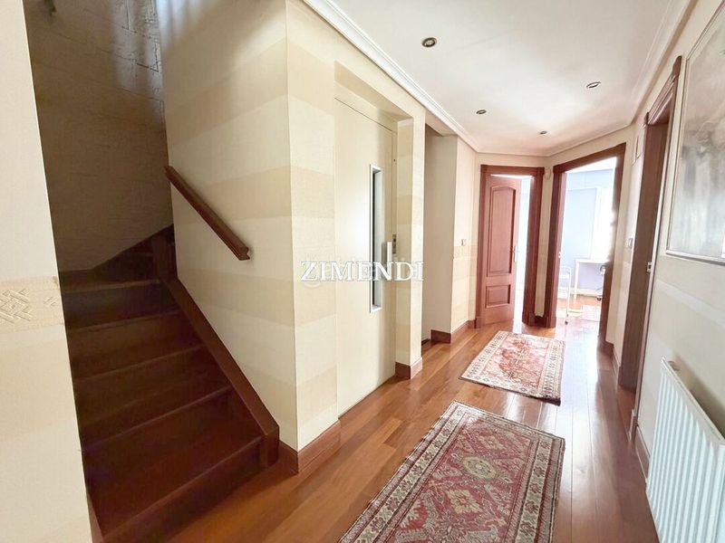 Foto 613ee4ac-8863-4065-8fe7-b9e12638a40b. Casa adossada amb calefacció aparcament a Durango