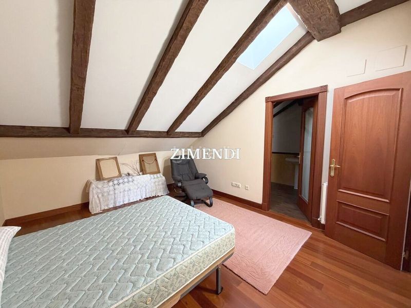 Foto 62688839-d6ea-4720-bfc2-882761167e4d. Casa adossada amb calefacció aparcament a Durango