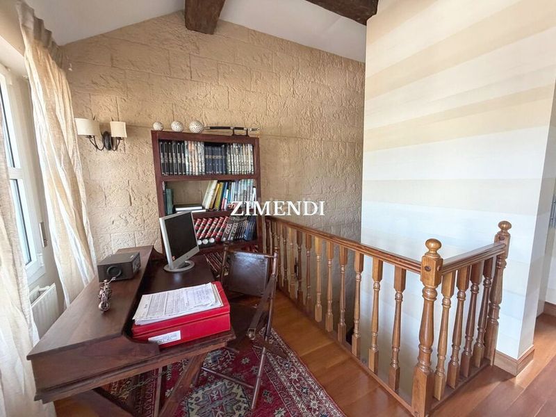 Foto 8c148f8a-f7ea-439b-a83b-d5c21c7603e3. Casa adossada amb calefacció aparcament a Durango