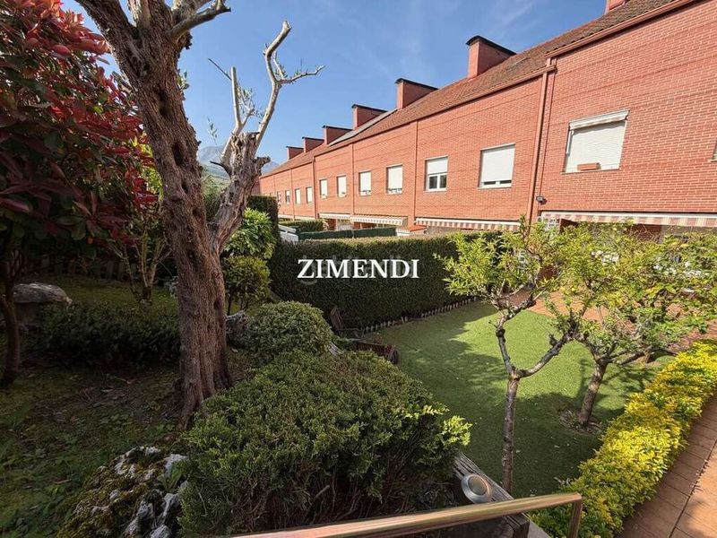 Foto f6f63e0d-ed49-40b4-bac7-4411d4029fc2. Casa adossada amb calefacció aparcament a Durango