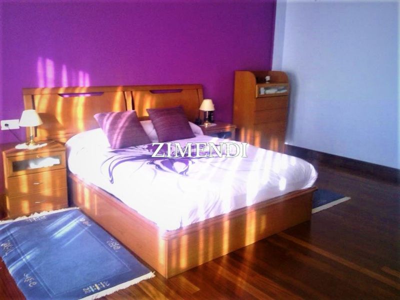 Foto 88c689ec-246d-401c-9438-8faec881ce03. Casa adossada amb calefacció a Durango