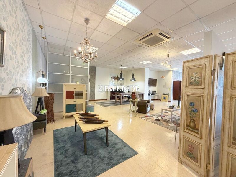 Foto 08b6ec13-d3d4-45c7-aaf5-7cc4cdf3405e. Local comercial a Abadiño