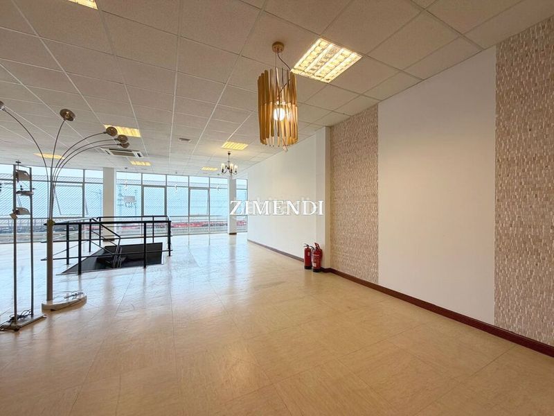 Foto 170c83c0-35e2-423d-accd-d43313ebc3ce. Local comercial a Abadiño