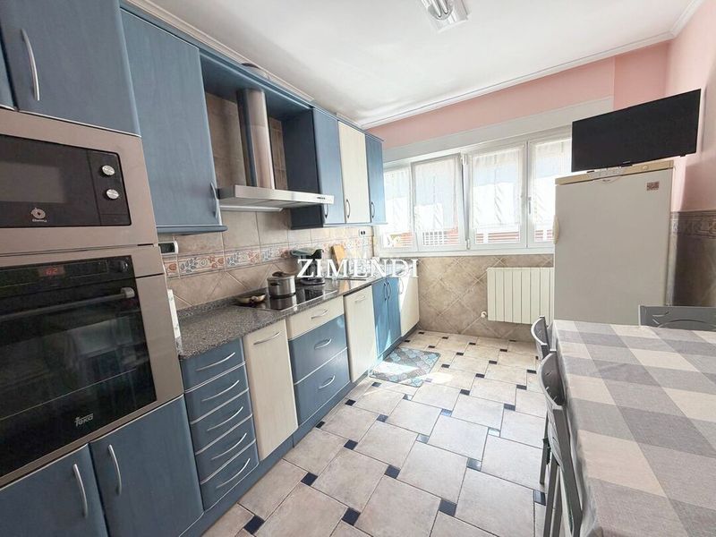 Foto 2737403b-f3d7-4c78-b4b8-026e7b5347de. Piso  en venta en Berriz