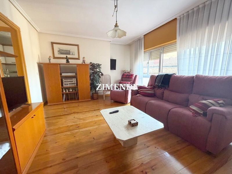 Foto e90b6808-d6bd-4dad-a30e-176dae003dd1. Flat with heating parking in Durango
