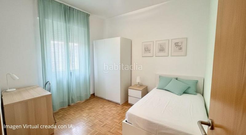 Foto 4ec209cb-c208-4f23-a110-3f8dc9c5136a. Attico con riscaldamento parcheggio in Guinardó Barcelona