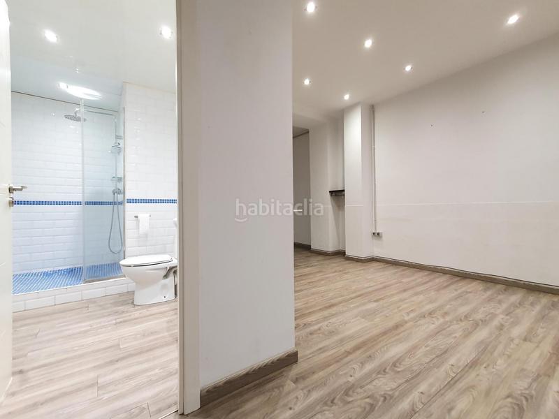 Foto 5e6cd00e-8244-417f-9acf-faf84f25c226. Local comercial en Carmel Barcelona