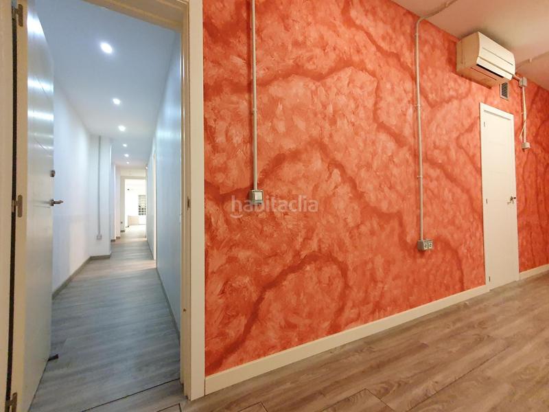 Foto bea2dafe-ffd6-45c6-9b92-99490a816c0a. Local comercial en Carmel Barcelona