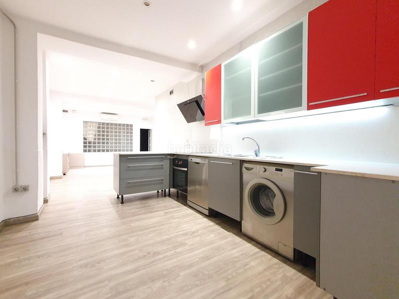 Foto 3415c14f-9873-4e15-bdb1-3b982ce1c2cd. Locale commerciale in Carmel Barcelona