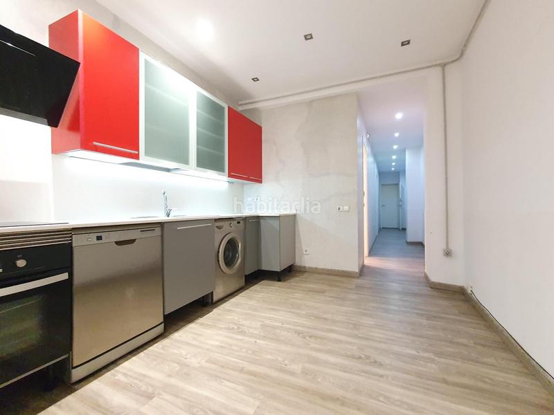 Foto 380f400e-51f7-40e1-ba87-7cfda5d2ddbf. Locale commerciale in Carmel Barcelona