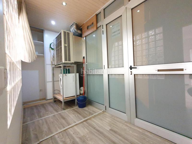 Foto c0545149-3715-42c9-abd3-2f5903de763c. Locale commerciale in Carmel Barcelona