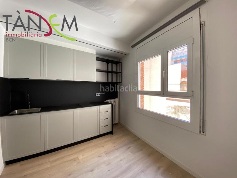 Foto a647eee7-d6e2-4f5e-88d2-d5eca1565bee. Bureau avec chauffage dans La Nova Esquerra de l´Eixample Barcelona